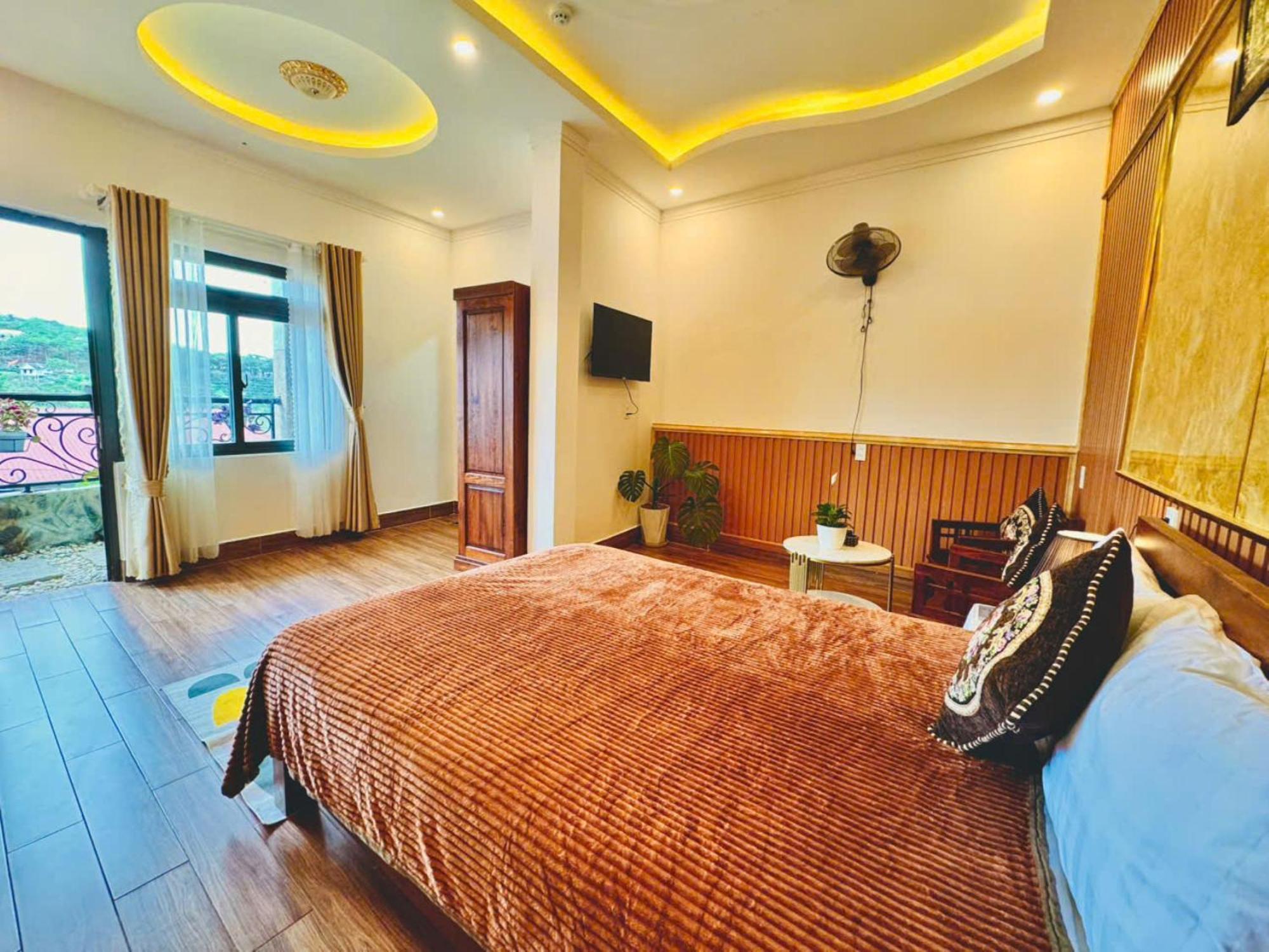 Lodge Pine Forest House Đà Lạt