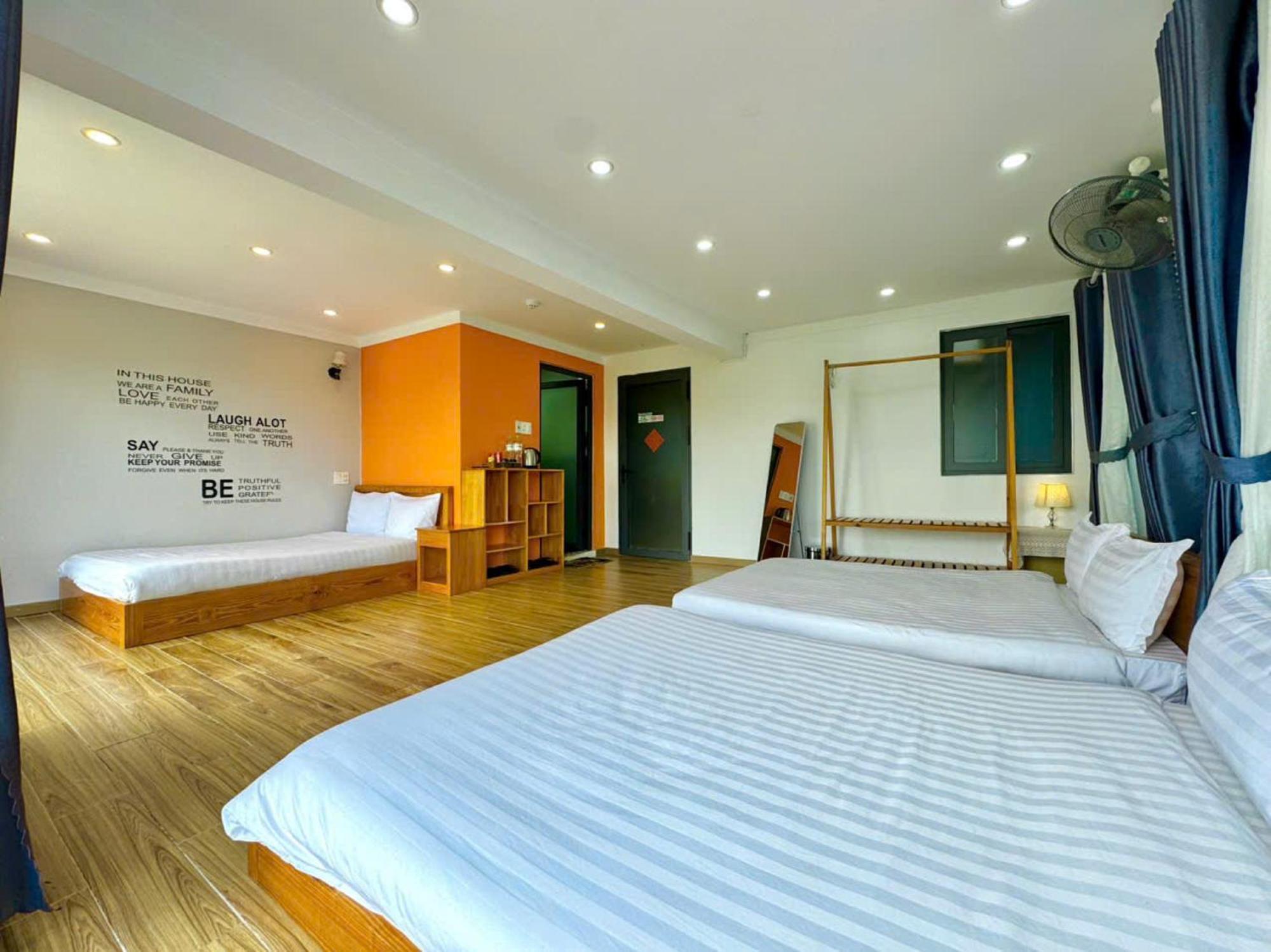 Pine Forest House Деревянный коттедж Далат